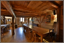 A vendre - Propriété - 340 m² (570 m² total) - 10 pièces - Le Poizat-Lalleyriat (01)