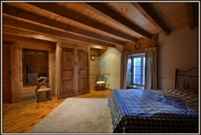 A vendre - Propriété - 340 m² (570 m² total) - 10 pièces - Le Poizat-Lalleyriat (01)