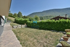 VALSERHÔNE (01) – Maison 6 pièces 142 m² – Vue montagne – 570 m² de terrain – Sous-sol complet
