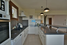 VALSERHÔNE (01) – Maison 6 pièces 142 m² – Vue montagne – 570 m² de terrain – Sous-sol complet