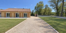 Maison 6 pièces 180m2 avec un terrain de 800m2 et un autre de 1120m2 LA ROCHE CHALAIS (24)
