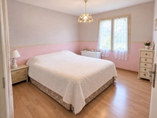 Maison à vendre 8 pièces de 138m2 et terrain de 1502m2 Porchères (33)