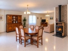 Maison à vendre 8 pièces de 138m2 et terrain de 1502m2 Porchères (33)
