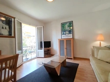 Appartement à vendre 2 pièces et balcon  (06)