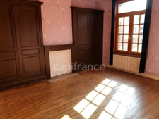 Maison de 1930 pleine de charme avec jardin, terrasse couverte et 4 chambres à Valenciennes (59)