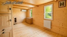 Bungalow en bois avec terrain privatif, terrasse et cave – PRL