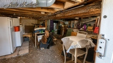 Bungalow en bois avec terrain privatif, terrasse et cave – PRL