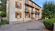 Appartement de charme en plein cœur de la ville avec stationnement privatif