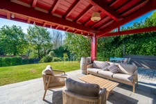 ASCAIN - House of 128 m² built in 2012 - Land of 1,000.00 m² - And its 2-room apartment of 25 m²