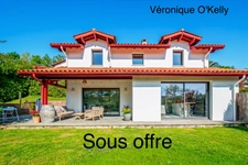 ASCAIN maison de 128 m² construite en 2012- Terrain de 1 000,00 m² - Et son T2 de 25 m2
