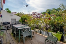 SOUS OFFRE: Maison de ville début XXe siècle – Centre historique de Ciboure - Côte Basque –190 m² 