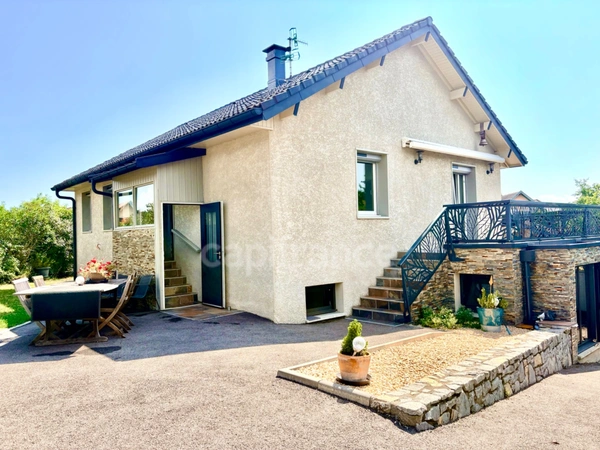 🏠 Belle villa de 181 m2 avec deux appartements indépendants
