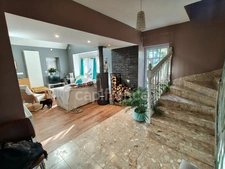 Maison en pierre avec plus d’un hectare de terrain – Berrien