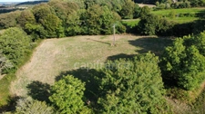 Maison en pierre avec plus d’un hectare de terrain – Berrien