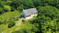Maison familiale avec grand terrain – Berrien, au cœur des Monts d'Arrée