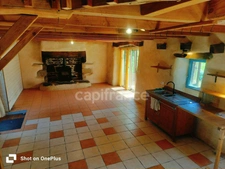 Maison en pierre – 2 500 m² de terrain – Calme absolu et nature 