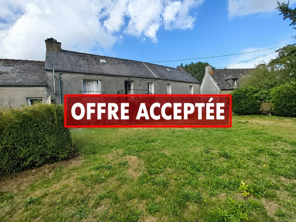 À VENDRE – MAISON AVEC POTENTIEL À BERRIEN
