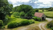  Maison entièrement rénovée | + de 3 hectares | 4 dépendances | Au cœur des Monts d'Arrée