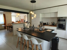 PROPRIÉTÉ DE CARACTÈRE AVEC ÉNORME POTENTIEL + Terrain 2200 M2