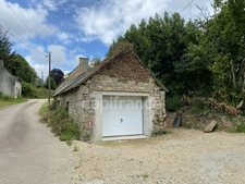 Maison en pierre avec plus d’un hectare de terrain – Berrien