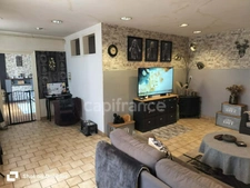 Maison familiale idéalement située au cœur de Poullaouen