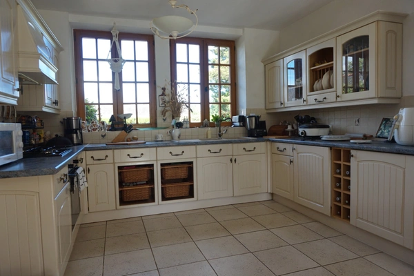 Domaine de Charme du 15ème sur 3,5 Hectare - Équestre & Projets (29 - Finistère)