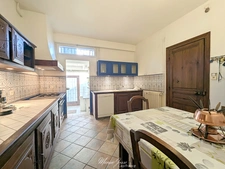 Lourdes – Maison de caractère style basque, modulable, idéale pour un projet familial ou locatif.