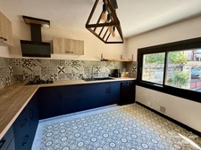 Venez découvrir cette maison familiale + studio indépendant !