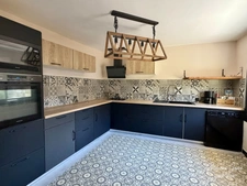 Venez découvrir cette maison familiale + studio indépendant !