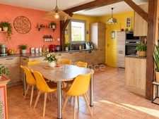 Entre lacs, montagnes et nature, une maison familiale avec une magnifique vue dégagée