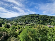 Former diamond factory: an unusual property with exceptional potential!