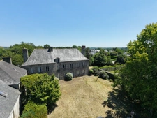 Manoir d’exception du XVIIIᵉ siècle et son parc clos au cœur de Loudéac