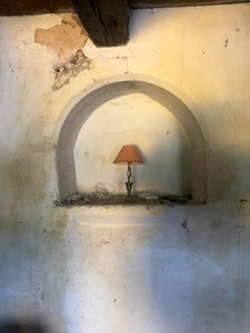 Maison en pierre à rénover entièrement – Beau potentiel au cœur du Croisty