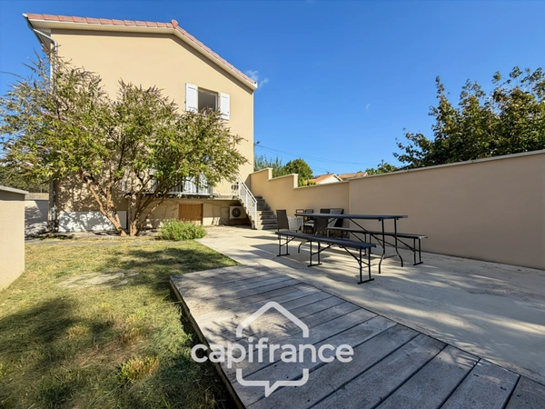 Maison à vendre avec garage, jardin, terrasse, place de parking, 3 chambres à SALAISE SUR SANNE (38)