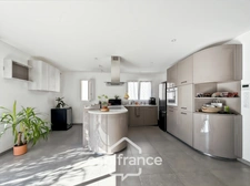 Maison à vendre avec garage, jardin, terrasse, place de parking, 3 chambres à SALAISE SUR SANNE (38)