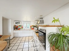 Chanas – Une maison familiale au cœur d'un environnement naturel privilégié composée de 6 pièces