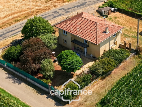 Chanas – Une maison familiale au cœur d'un environnement naturel privilégié composée de 6 pièces