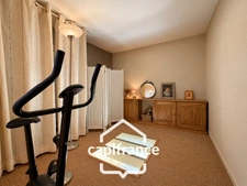 Maison à vendre de 4 chambres un bureau une grande pièce de vie à BEAUSEMBLANT (26) proche de Chanas