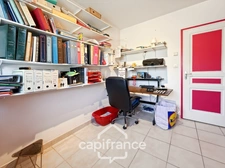 Maison à vendre  de plain-pied avec 6 pièces à SAINT UZE (26)