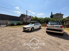 Ground floor apartment for sale, 4 rooms, Givors (69)
