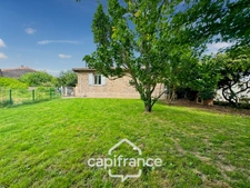 Maison à vendre 9 pièces de 197m² à Châteauneuf-de-Galaure (26)