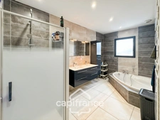 Maison à vendre 7 pièces CLONAS SUR VAREZE (38)