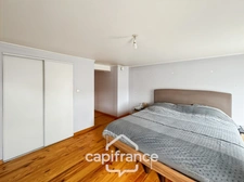 Maison à vendre 9 pièces de 197m² à Châteauneuf-de-Galaure (26)