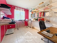 Maison à vendre  de plain-pied avec 6 pièces à SAINT UZE (26)