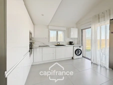 Maison plain-pied de 65,4m² à vendre à BEAUSEMBLANT (26)