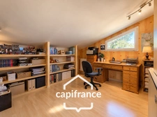 Maison à vendre de 4 chambres un bureau une grande pièce de vie à BEAUSEMBLANT (26) proche de Chanas