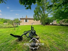 Maison à vendre 9 pièces de 197m² à Châteauneuf-de-Galaure (26)