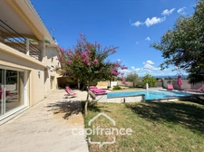 Maison Familiale avec piscine composée de 5 chambres sur ANJOU (38)