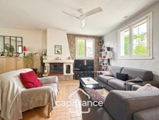 House for sale in the hills above Givors with panoramic views of the Rhône