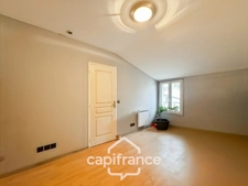 Building for sale in SAINT VALLIER (26)